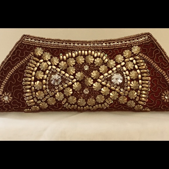 HP Gorgeous Red & Gold Indian Beaded Clutch - Picture 4 of 6